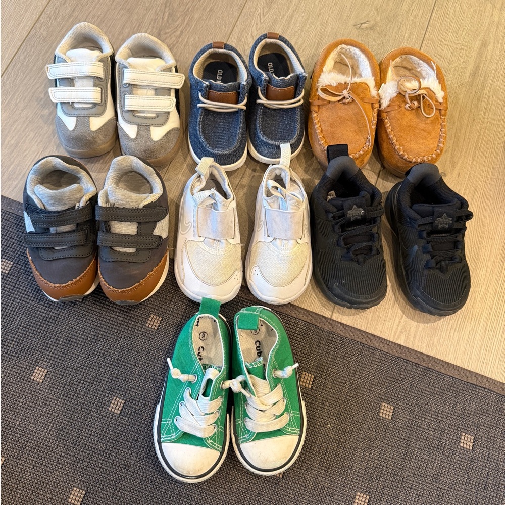 7 Pairs Toddler Boys Size 6 Shoes